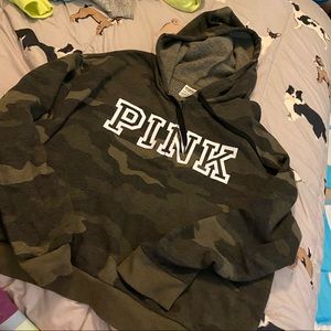 Vs pink camo 1/4 zip logo hoodie xl